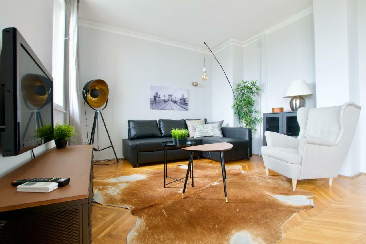 Standard Apartment By Hi5 - Incredible View With Terrace 부다페스트 외부 사진